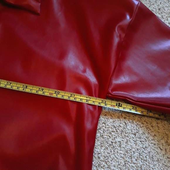 Women's Red Faux Leather Shacket / Button-up Jacket Size XL - Picture 7 of 13